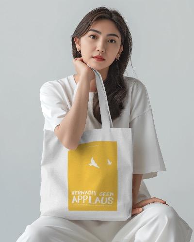 asian-woman-with-tote-bag-mockup-023